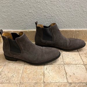 Robert Wayne grey chukka boots